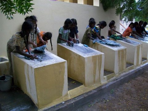 les bacs à laver le linge